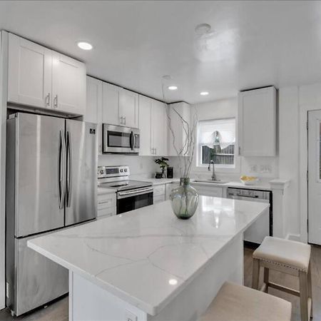 Quaint 3/2.5 Home In Fort Dupont Washington Extérieur photo