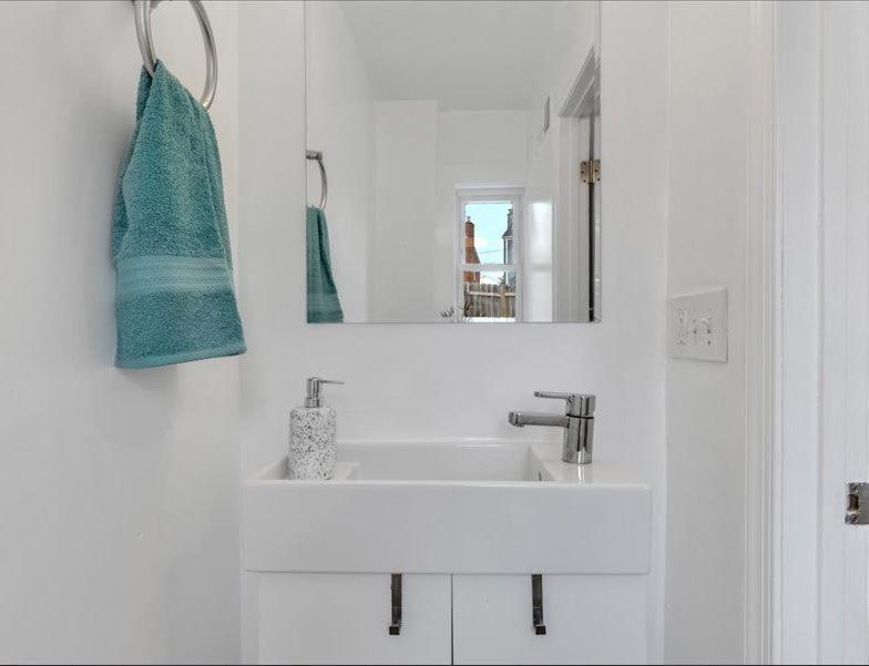 Quaint 3/2.5 Home In Fort Dupont Washington Extérieur photo